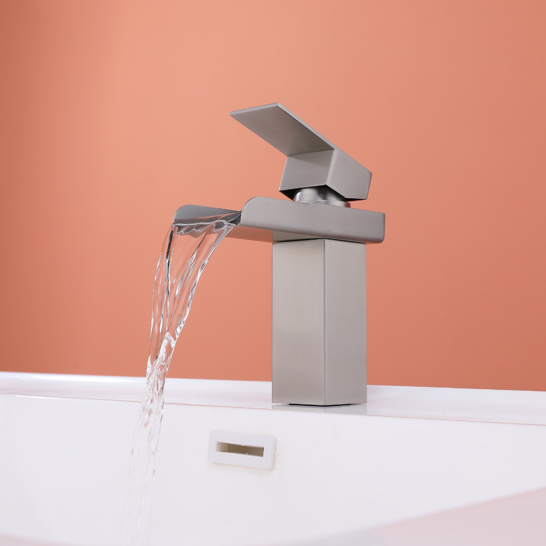 Robinet cascade pour salle de bain