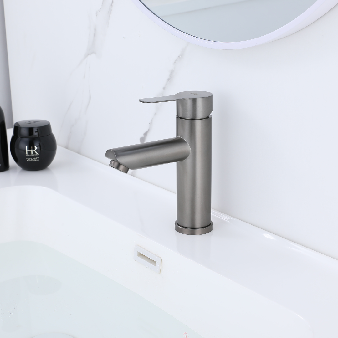 Robinet compact pour salle de bain couleur gris métallisé